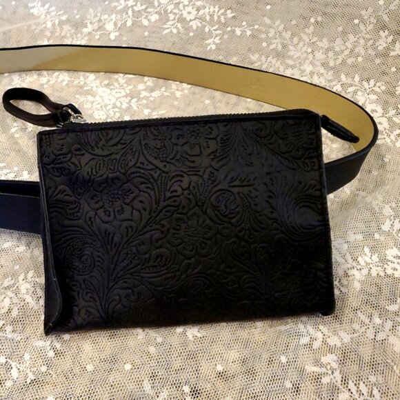 L@@K STONE MOUNTIAN Leather Black Belt with Purse NWT~ Cute & Practical - Picture 1 of 8
